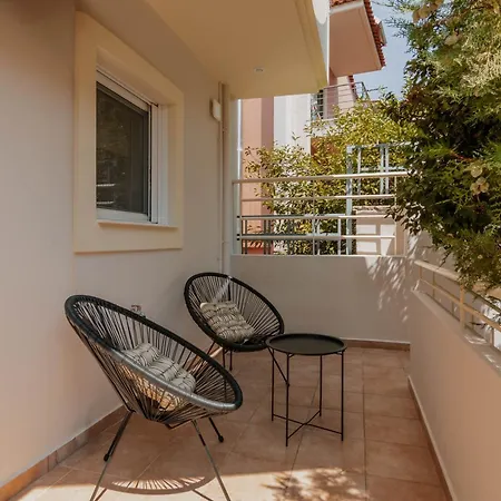 Elia House فيلة